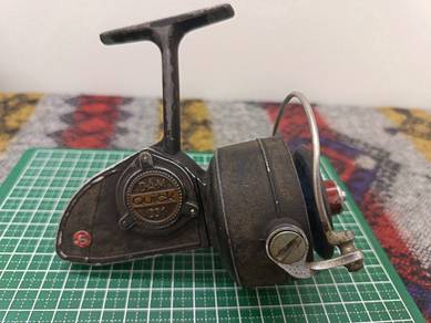 Vintage Used DAM Quick 330 Fishing Reel