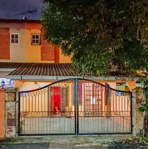 2-storey Terraced House For Sale in Seri Kembangan,SGR