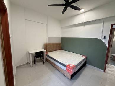 Room in Old Klang Road, KUL