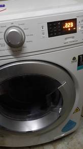 Electrolux with dryer 