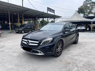 Mercedes Benz GLA200 200 (CBU) in Kajang, SGR