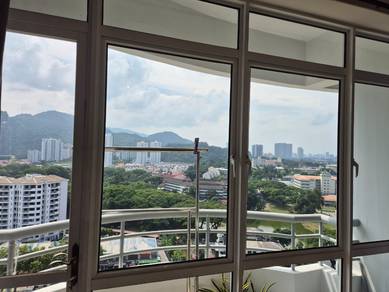 Condominium For Sale in Desa Airmas