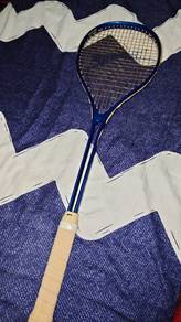 Raket Tennis