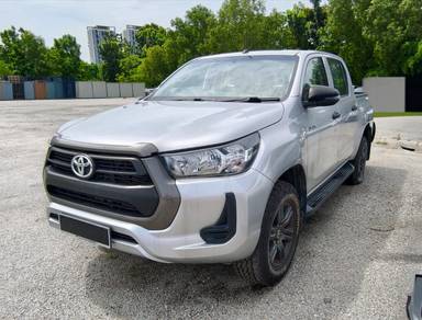 Toyota Hilux E in Seri Kembangan, SGR