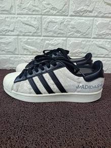 uk7.5 Adidas Superstar Monogram Sneakers