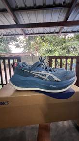 ASICS Superblast 2 8½ – Like New 