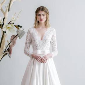 White wedding bridal dress gown RB2298