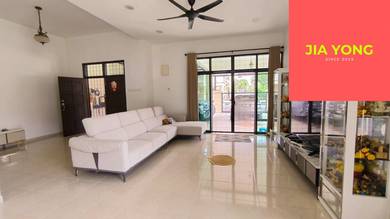 Semi-Detached House For Sale in Balik Pulau,PNG