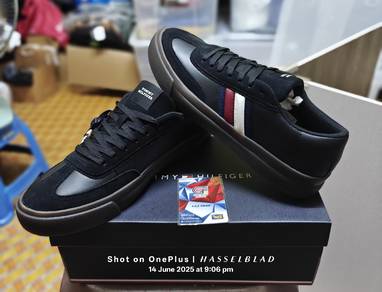 Tommy Hilfiger Leather Signature Black Shoe