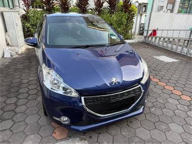 Peugeot 208 VTi ALLURE in Prai, PNG