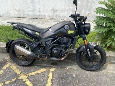 Benelli Leoncino 250
