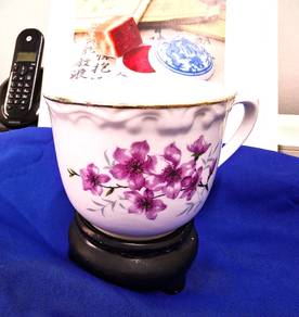 Vintage 1980s Ceramic Teacup with Floral Design x1