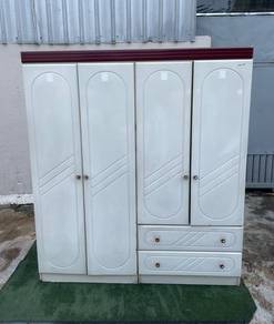 YC14Q   Almari Baju 4 Doors 2 Drawers  Wardrobe