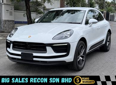 Porsche Macan  in Puchong, SGR