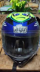 ingin dilepaskan helmet agv mhr..