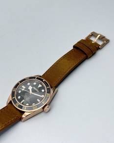 Custom Seiko Mod 39mm Rose Gold BB58 on leather
