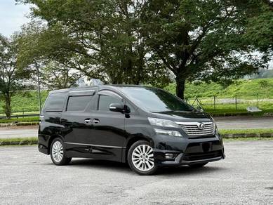 Toyota Vellfire Z in Sungai Besi, KUL