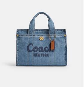 Cargo Tote 26