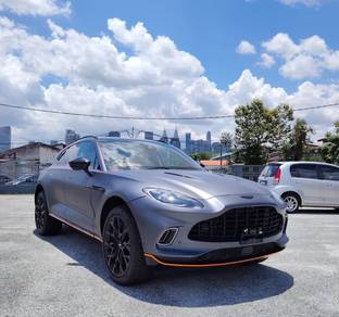 Aston Martin DBX in Puchong, SGR