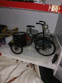 Basikal Mini antik bare come