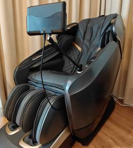 Massage Chair OGAWA Maestro- Powered by OVERSEER
