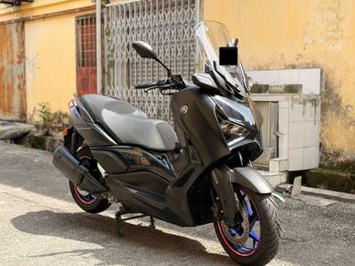 Yamaha XMAX