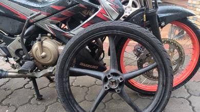 Sport rim depan Sp Pnp 125 +  Tayar