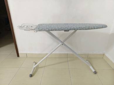 iron board/rak papan seterika/烫衣板