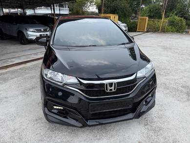 Honda Jazz E in Kajang, SGR