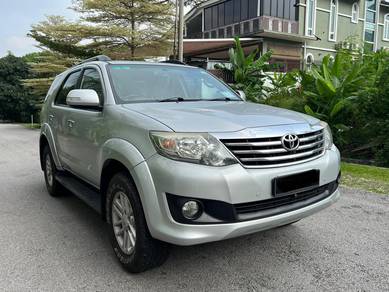 Toyota Fortuner V in KL City, KUL