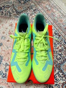 Kasut Futsal PUMA Future Play IT