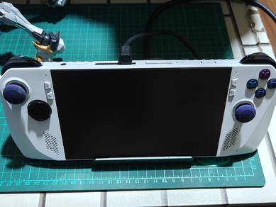 Rog ally z1 extreme 512 dock and monitor 