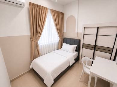 Room in Sentul, KUL