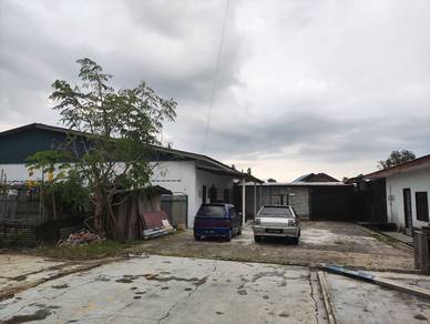 Room in Tanjung Malim, PRK