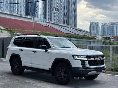 Toyota Land Cruiser 300 GR SPORT in City Centre, KUL