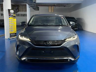 Toyota Harrier Z in Damansara, KUL