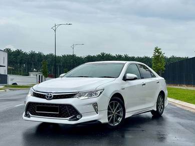 2017 Toyota Camry HYBRID LUXURY