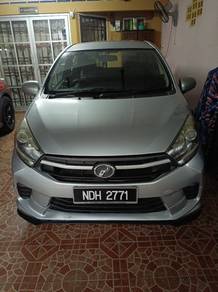 Perodua Axia E in Kajang, SGR