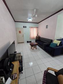 Apartment For Sale in Beverly Hills 3