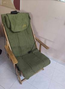 massage chair and foot massage 