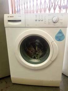 Refurbish Mesin Front Load Washer Automatic Bosch