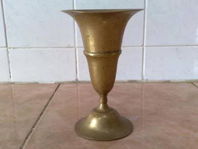 Pasu tembaga antique brass vase