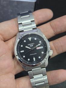Seiko 5 SRPE55K1 like new
