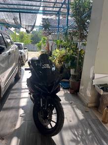 Yamaha R15