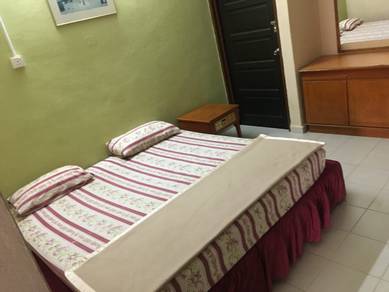 Room in Batu Ferringhi, PNG