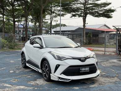 Toyota C-HR GT in Tampoi, JHR