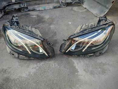 MERCEDES E200 W213 HEAD LAMP (original)
