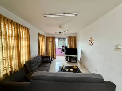 Apartment For Sale in Villa Bestari