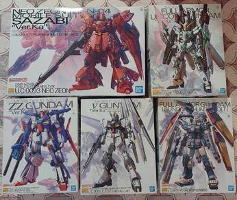Gundam untuk di jual 