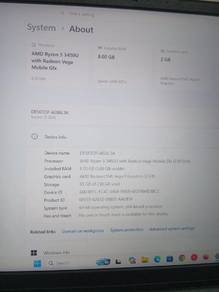 Ryzen 5 3450U
8GB RAM
256GB SSD
